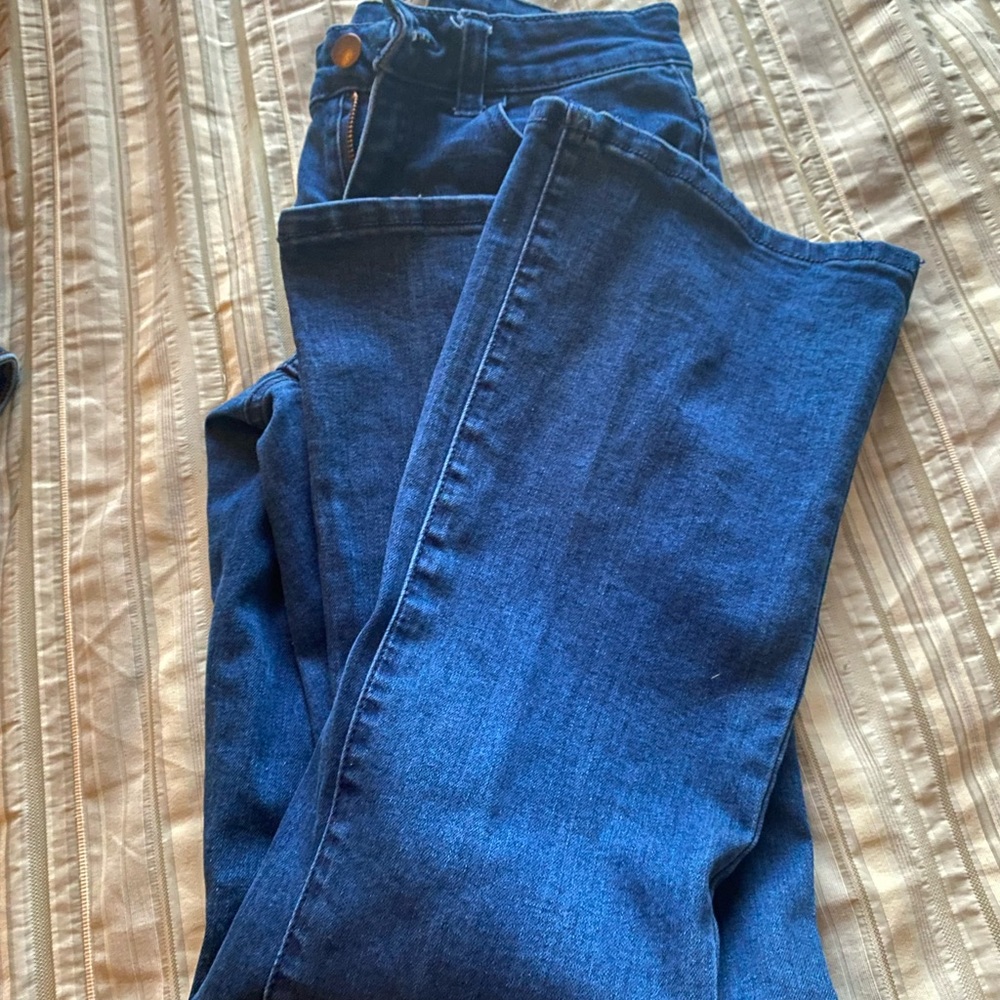 Dark blue Bootcut jeans from forever 21!
